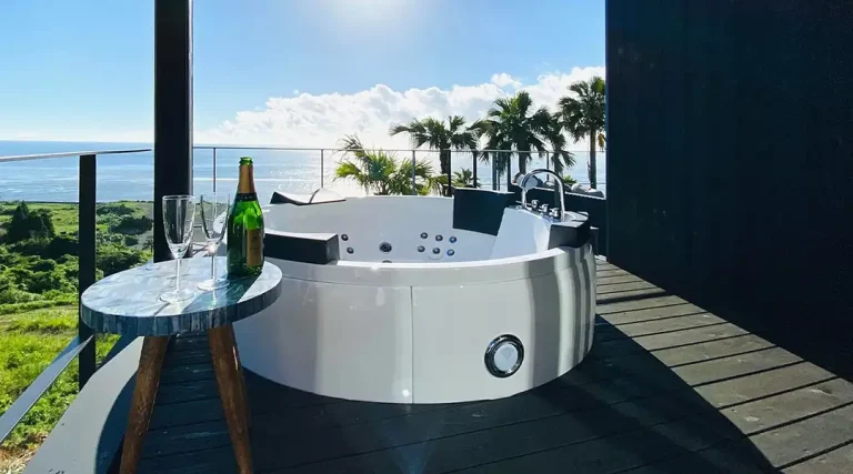 エミュズヴィラ　テラス