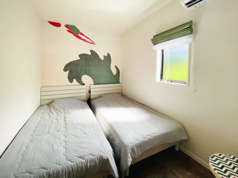 emus villa ベッドルーム